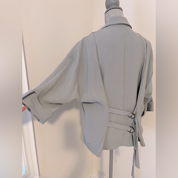 NWT Top Shop blazer. Adjustable back and super soft! - Picture 4 of 6